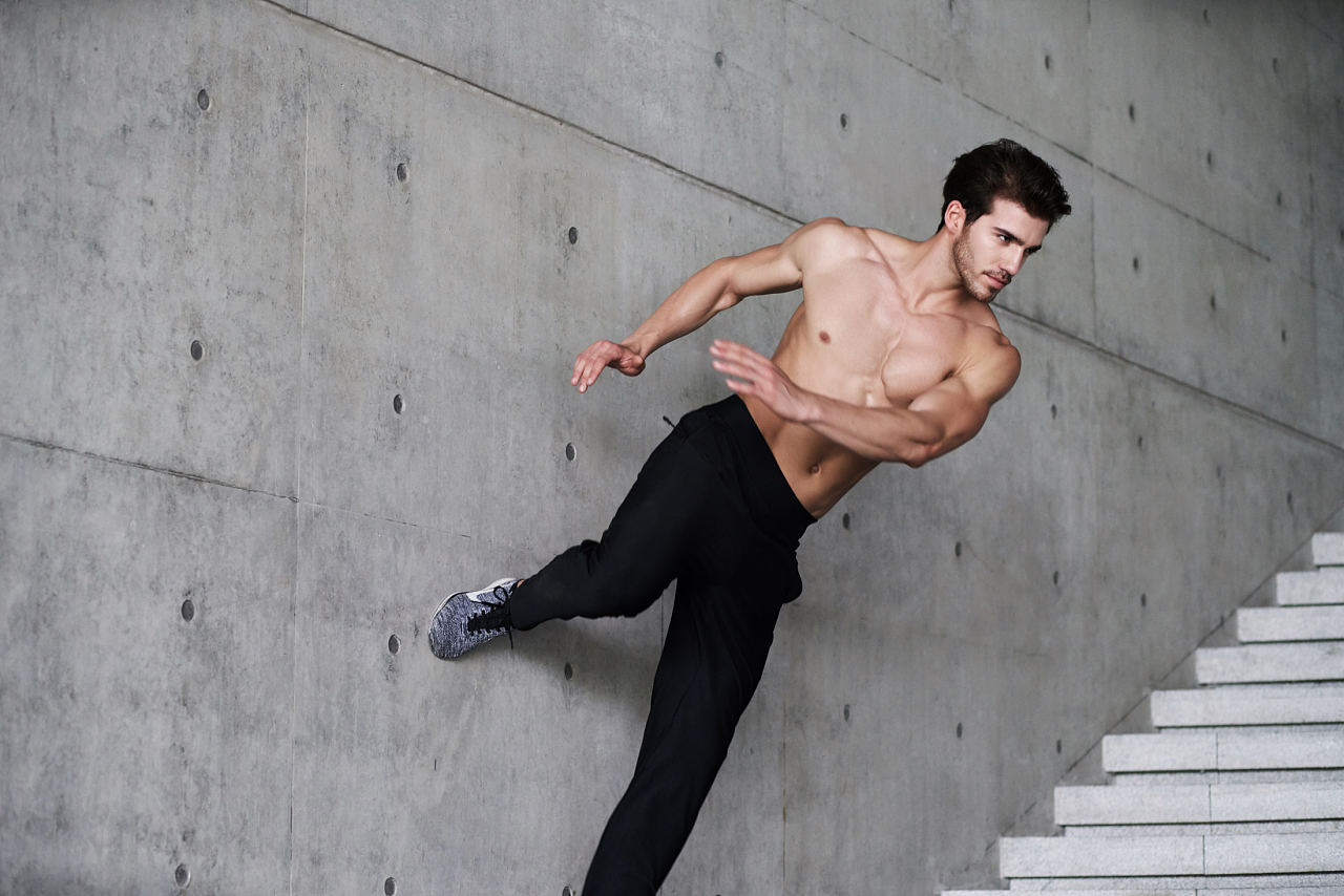 成都運(yùn)動品牌折扣店裝修該怎么設(shè)計(jì)？